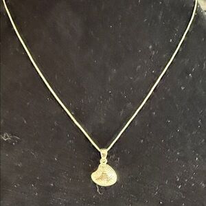 925 Sterling Silver Shell Pendant Necklace - Women Jewelry 16”